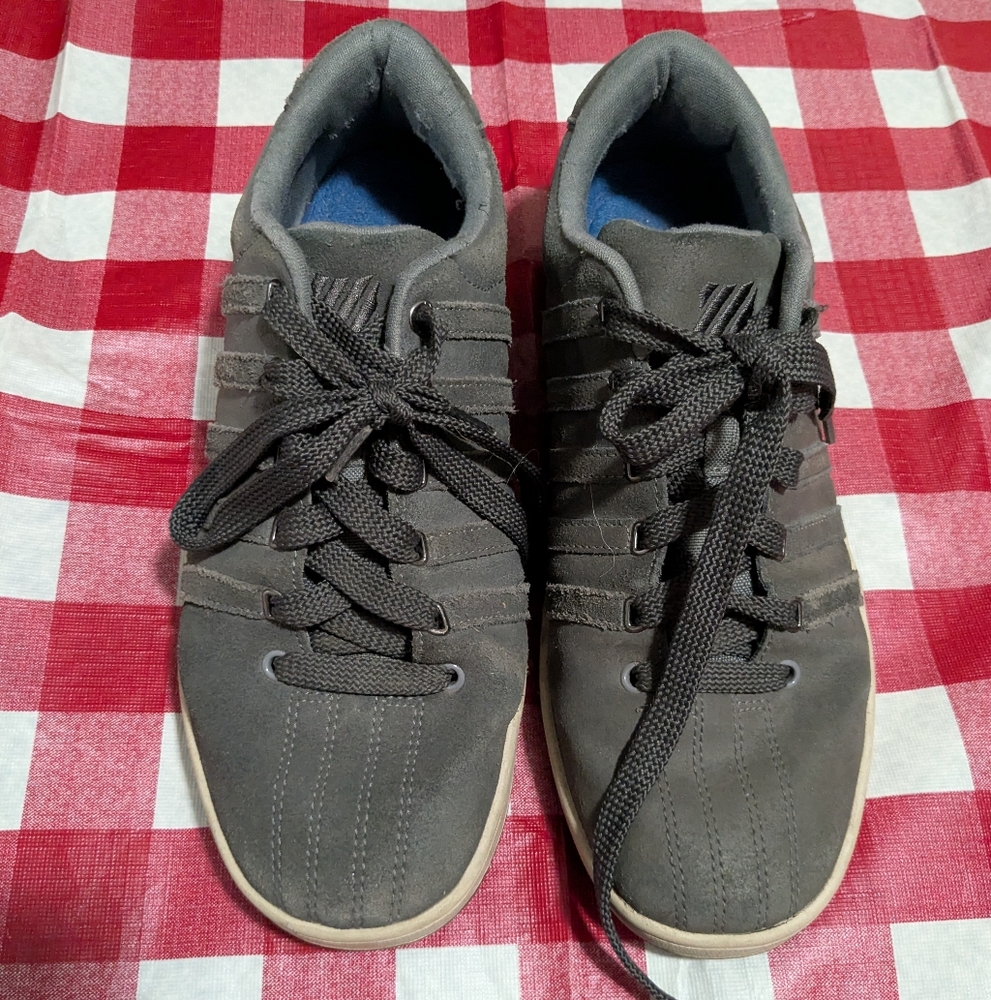 Gray Kswiss Low-Top Sneakers